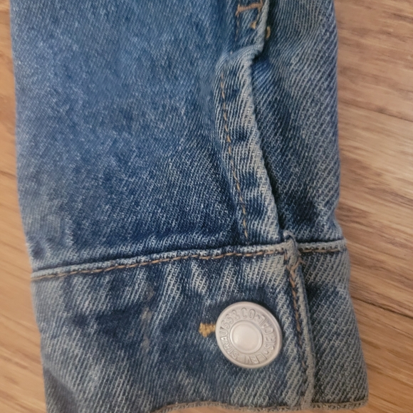 Levi's Trucker Denim Jacket - Picture 7 of 10
